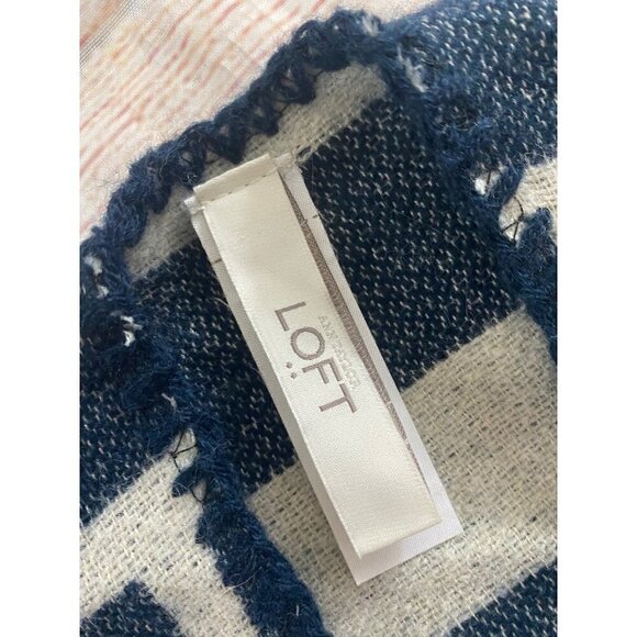 Ann Taylor Loft Blue And White Patterned Poncho - OS - Picture 7 of 11